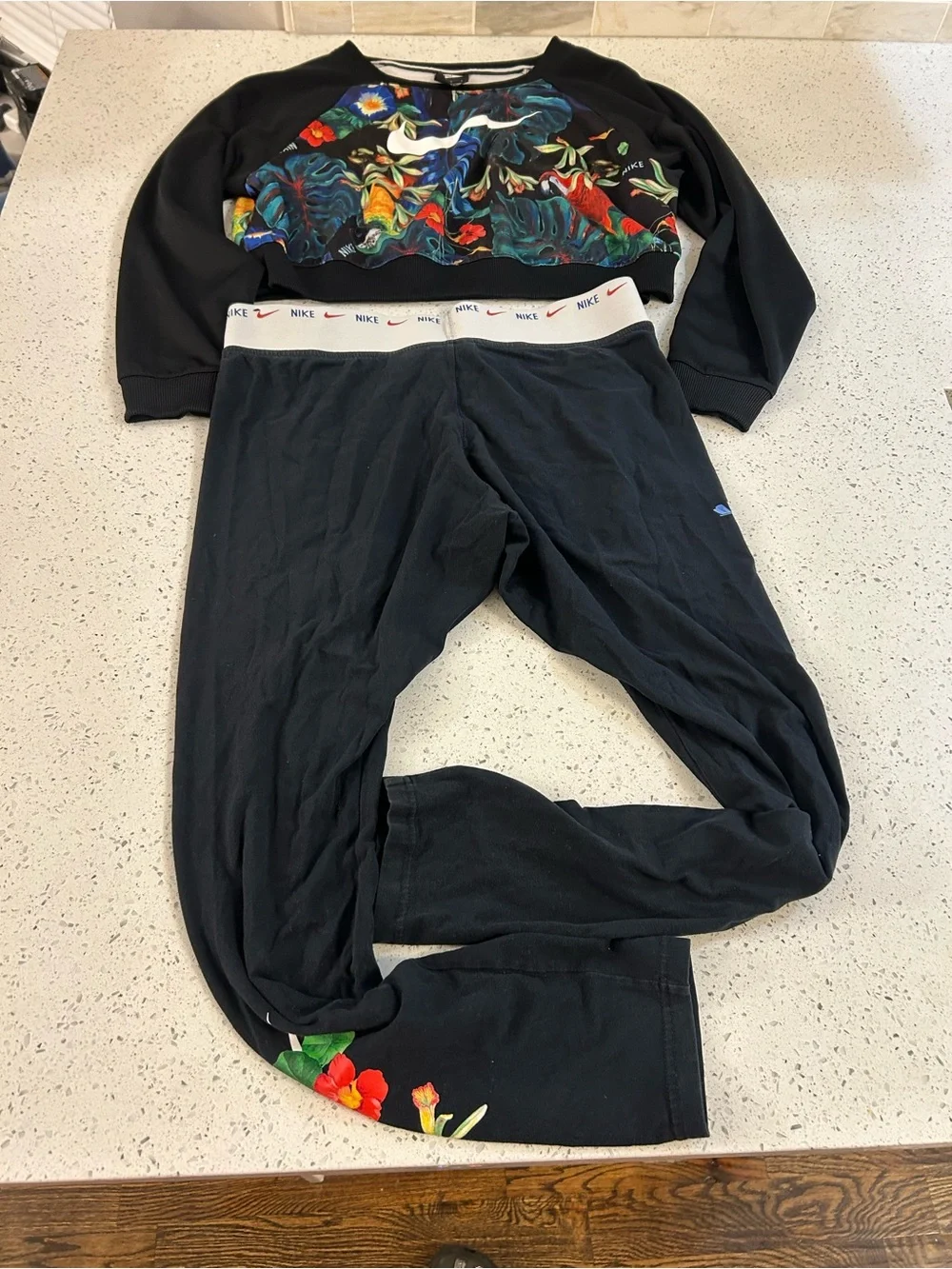 Nike Black Cropped Floral Sweatshirt and Black Joggers Set